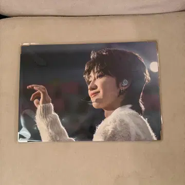 SEVENTEEN EXHIBITION 프리미엄 사진 민하오 the8