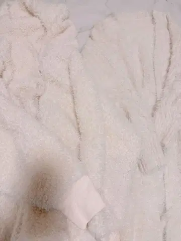 다나카 미나미 착용 모델 아우터 가디건