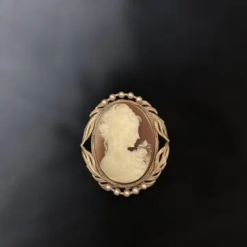 Limoges 카메오 브로치