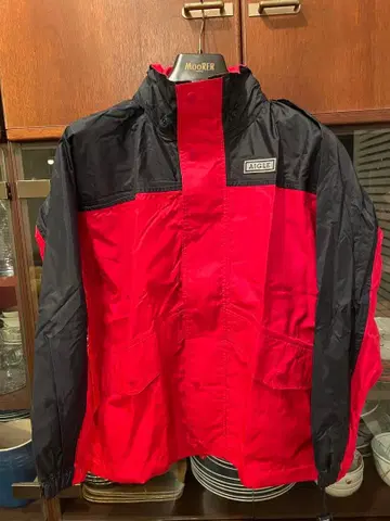 AIGLE 키즈 후드 부착 나일론 자켓과 팬츠 세트