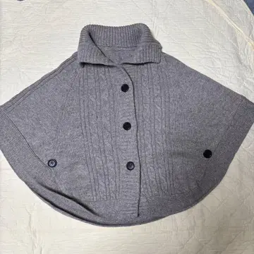 WHO'S WHO 그레이 케이블 짜임 판초