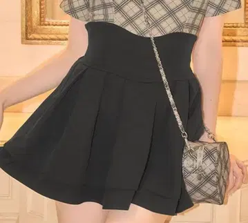 미셸 마카롱 슬림 레그 스커트 L 사이즈