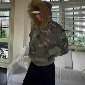 [ 미사용! ] 카모 패턴 퍼 후드 자켓 아우터