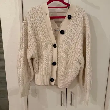 SNIDEL 아이보리 케이블 니트 가디건