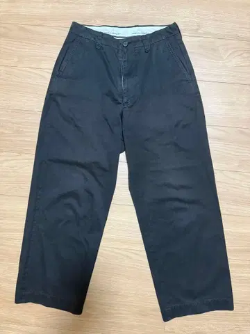 UNIVERSAL PRODUCTS 유니버설 프로덕트 노턱 치노