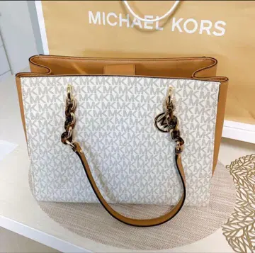 마이클코어스 백