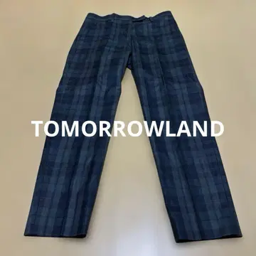 투모로우랜드 네이비 계열 체크 무늬 슬랙스