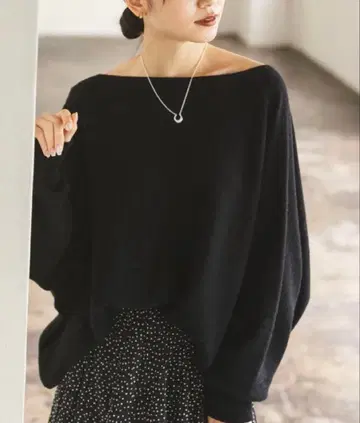 noble 파인 울 돌먼 풀오버 블랙