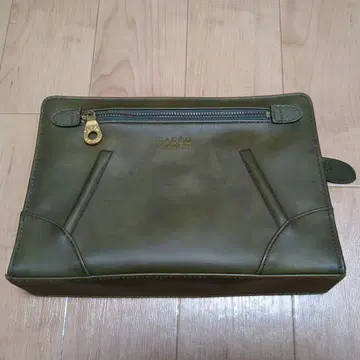 [가격 인하] TAKEO KIKUCHI 클러치백