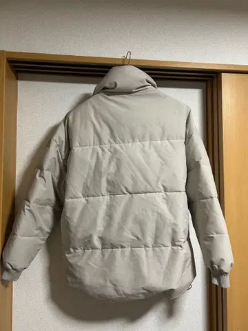베이지 다운 자켓 M