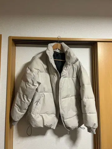베이지 다운 자켓 M