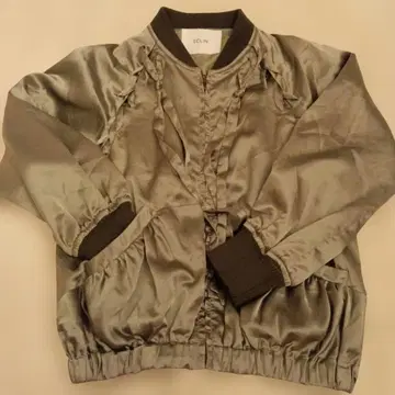 에크란 새틴 점퍼