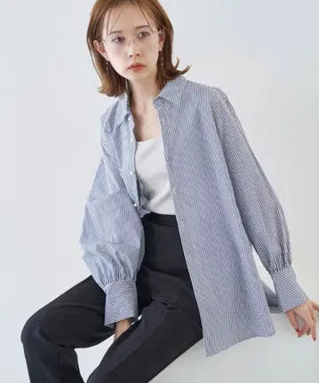 새상품 로페피크닉 스트라이프 셔츠 오버 사이즈 펄 단추