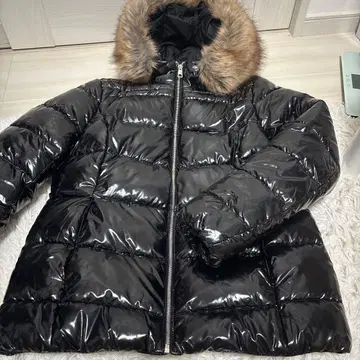 광택 블랙 다운 자켓 퍼 포함