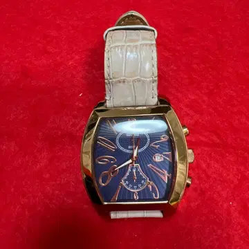 엘레강트 크로노그래프 손목시계 골드