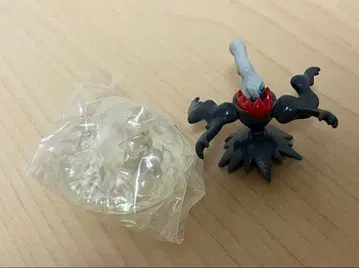 몬코레 다크라이 피규어