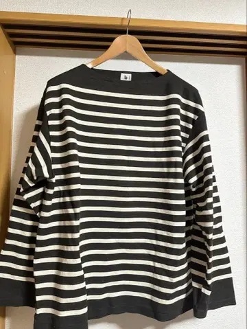 블럼스 스트라이프 티셔츠