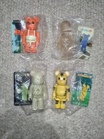 베어브릭 시리즈 6 4체 패스 헤드