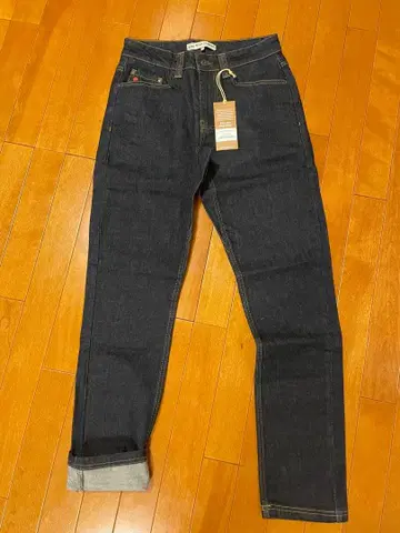 MOON Hubble X Jean sizeS