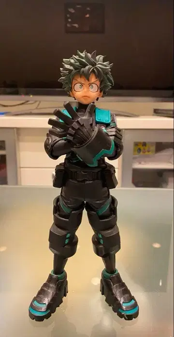 히로아카 데쿠 피규어