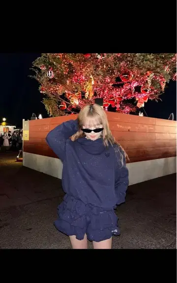 HTH(HOTTER THAN HELL) 글리터 후디