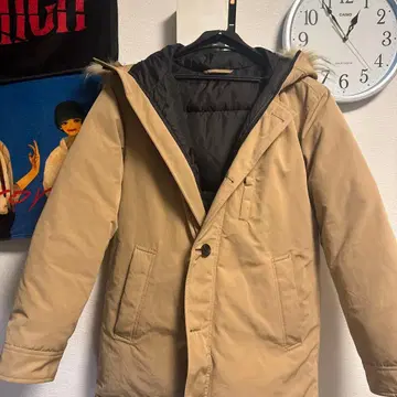 GU 베이지 다운 자켓 퍼 포함