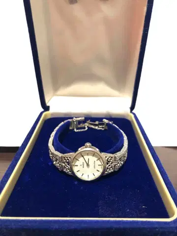 아날로그 수동 와인딩 시계 rado 고장났습니다