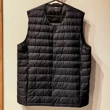 유니클로 울트라 라이트 다운 베스트 L 네이비 수납 봉투 포함