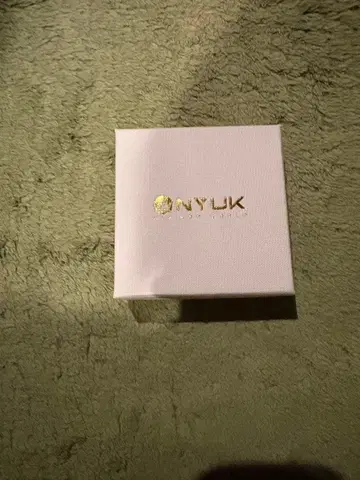 NYUK 골드 체인 목걸이