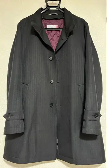 블랙 스트라이프 스텐카라 코트