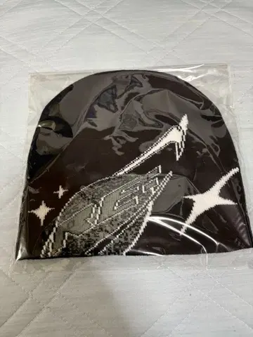 킹프리 Re:ERA 팝업 비니