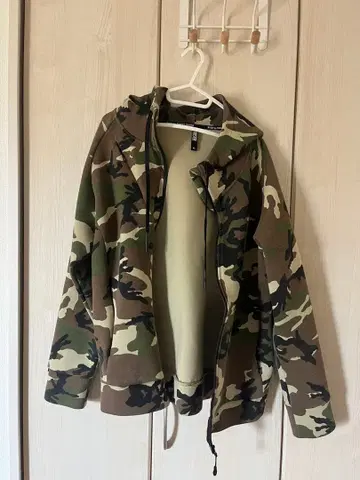 SY32 by SWEET YEARS 카모 패턴 후드티 XL