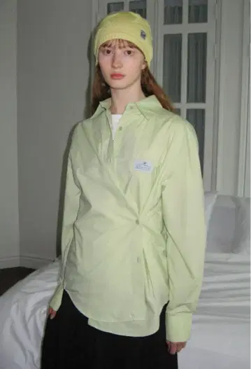 라임 그린 크로스오버 셔츠