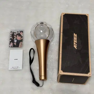 ATEEZ 응원봉