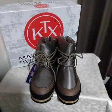 [22.5cm] KTX 실버와 브라운 부츠