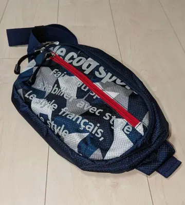 르꼬끄 스포르티브 바디백 네이비