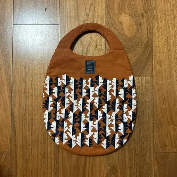 새상품급 mina perhonen 에그 백