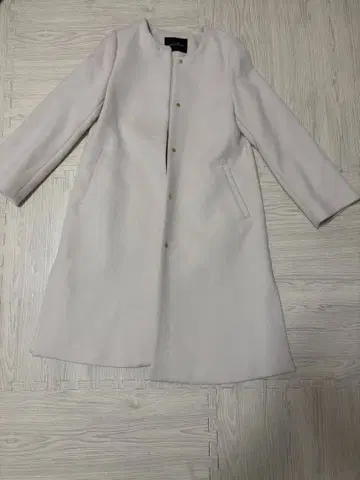 GREEN LABEL RELAXING 아이보리 롱 코트