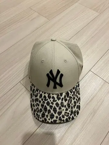 NY 로고 레오파드 무늬 야구 모자