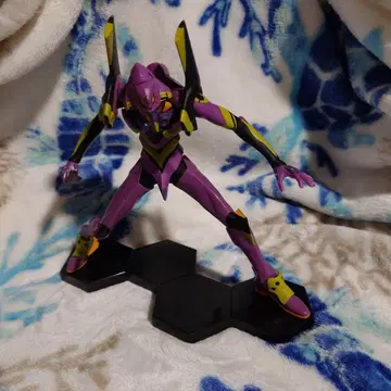 에반게리온 초호기 피규어