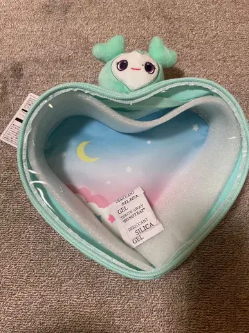 TWICE LOVELYS GIGO 한정판 삐걱큥 바디백 미나