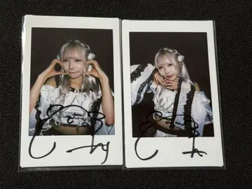 시라조라 코아이 사인 포함 천사 의상 폴라로이드