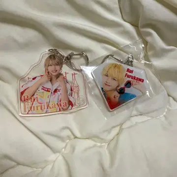 후루카와 유이 컬러풀 다이아몬드 아크릴 키링