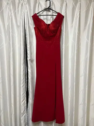 오프숄더 드레스