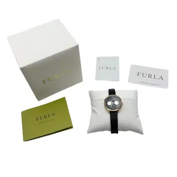 새상품급 FURLA 쿼츠 손목시계 블랙 메쉬