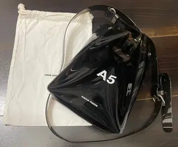 nana nana A4 숄더백 블랙 클리어