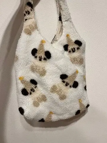 릴린린 토트백 2024