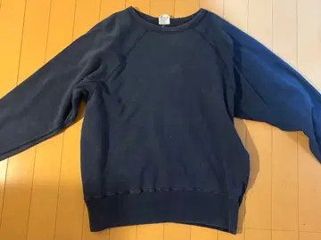 챔피언 네이비 런택 맨투맨