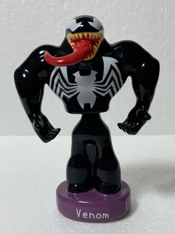 베놈 피규어
