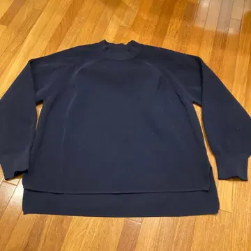 메이슨 그레이 MAISON GREY 네이비 크루넥 긴팔 스웨터